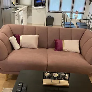 Apartamento Le Bassam, Proche Aeroport, Tillé
